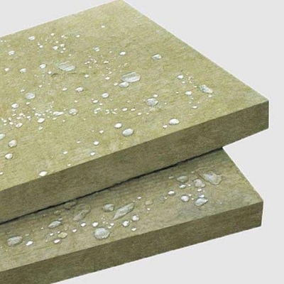 Il rettangolo modella il bordo della lana di roccia per l'isolamento termico della parete esterna