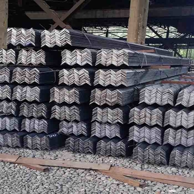 Acciaio ad angolo galvanizzato a caldo / acciaio ad angolo galvanizzato ASTM A36
