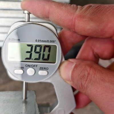Angoli e canali di acciaio galvanizzato immersi a caldo rivestimento di zinco 20-30uM