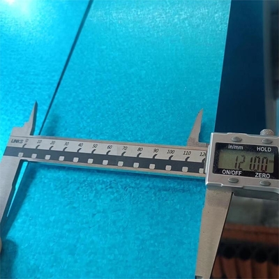 Coil di acciaio Galvalume immerso a caldo / Acciaio placcato in alluminio-zinco Larghezza della striscia 121 mm 135 mm