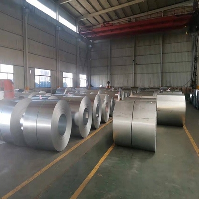 JISG3302 ha laminato a freddo la lamiera di acciaio galvanizzata 1.5mm immersa calda per la decorazione esteriore dell'auto e del treno