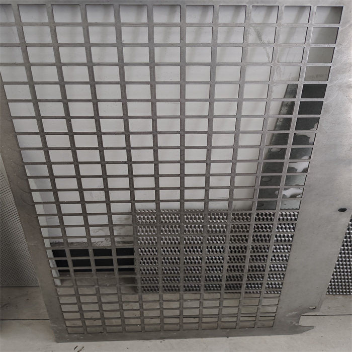 l'apertura rettangolare di 1cm*2cm ha galvanizzato il metallo perforato Mesh For Filtering Equipment